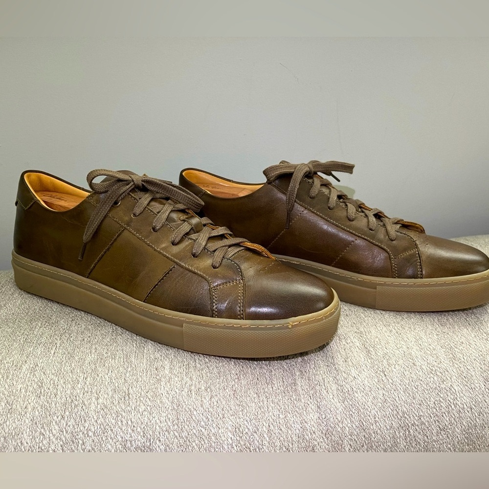 GREATS Brooklyn Royale Leather Low Top Sneaker - Olive/Khaki Men 11/ EU 44